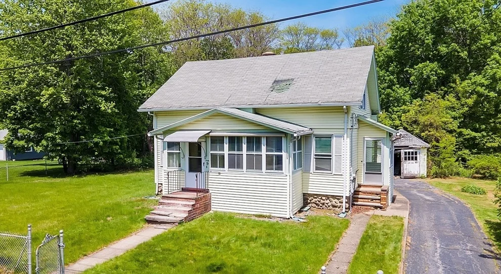 Unit for sale at 9 Idalla Ave, Worcester, MA 01606