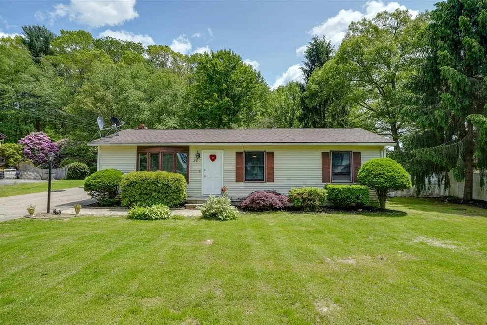 Unit for sale at 27 Wheelock Rd., Shrewsbury, MA 01545