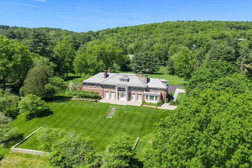 Unit for sale at 15 Farm Street, Dover, MA 02030
