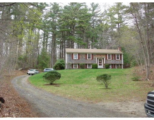 Unit for sale at 619 Ferry St, Marshfield, MA 02050