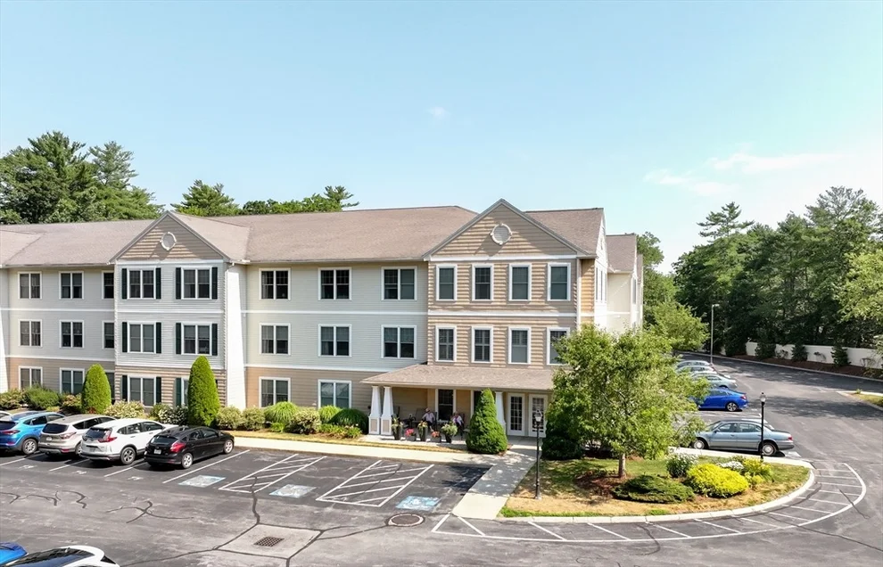 Unit for sale at 135 Beach Rd, Salisbury, MA 01952