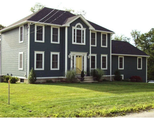 Unit for sale at 321 Wachusett St., Holden, MA 01520