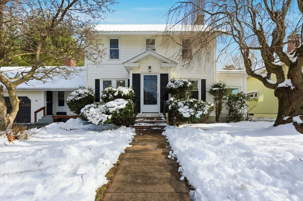 Unit for sale at 48 Pleasant St, Westfield, MA 01085