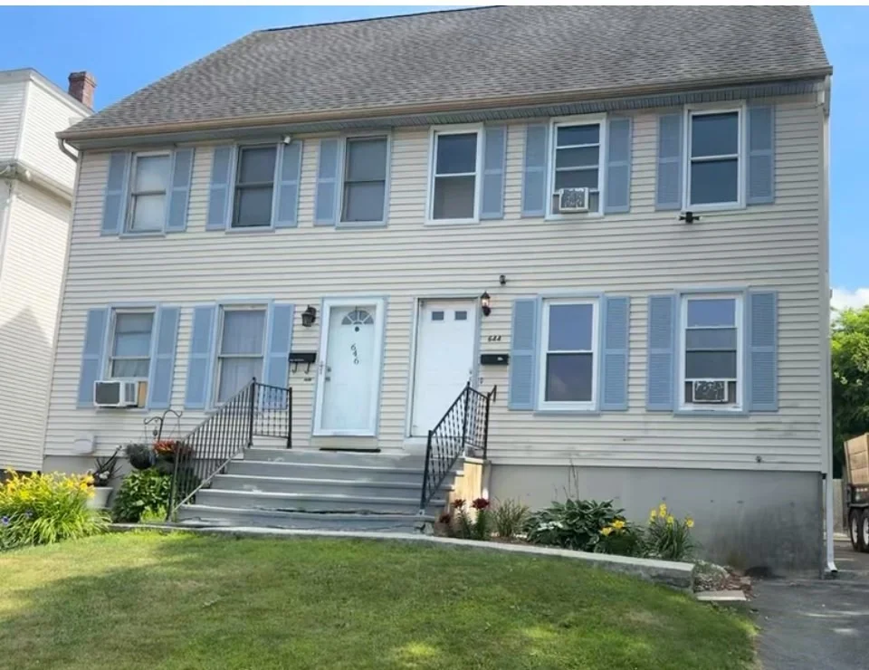 Unit for sale at 644 Franklin St, Worcester, MA 01604