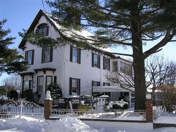 Unit for sale at 1299 Salem St, Malden, MA 02148