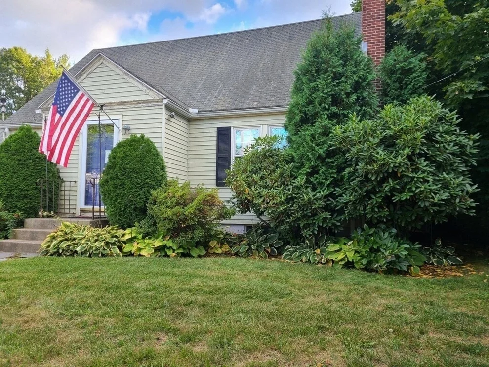 Unit for sale at 60 Kendrick Ave, Worcester, MA 01606