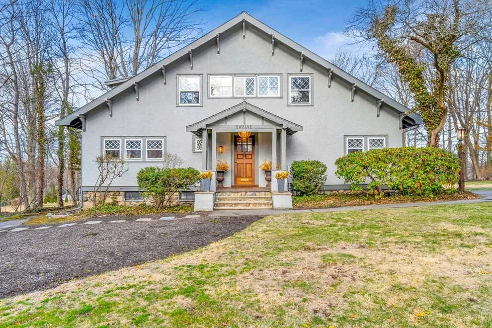 Unit for sale at 12 Longfellow Rd, Wellesley, MA 02481