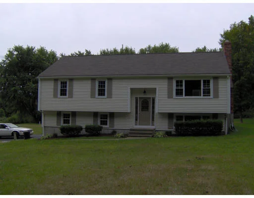 Unit for sale at 163 Lovering Street, Medway, MA 02053