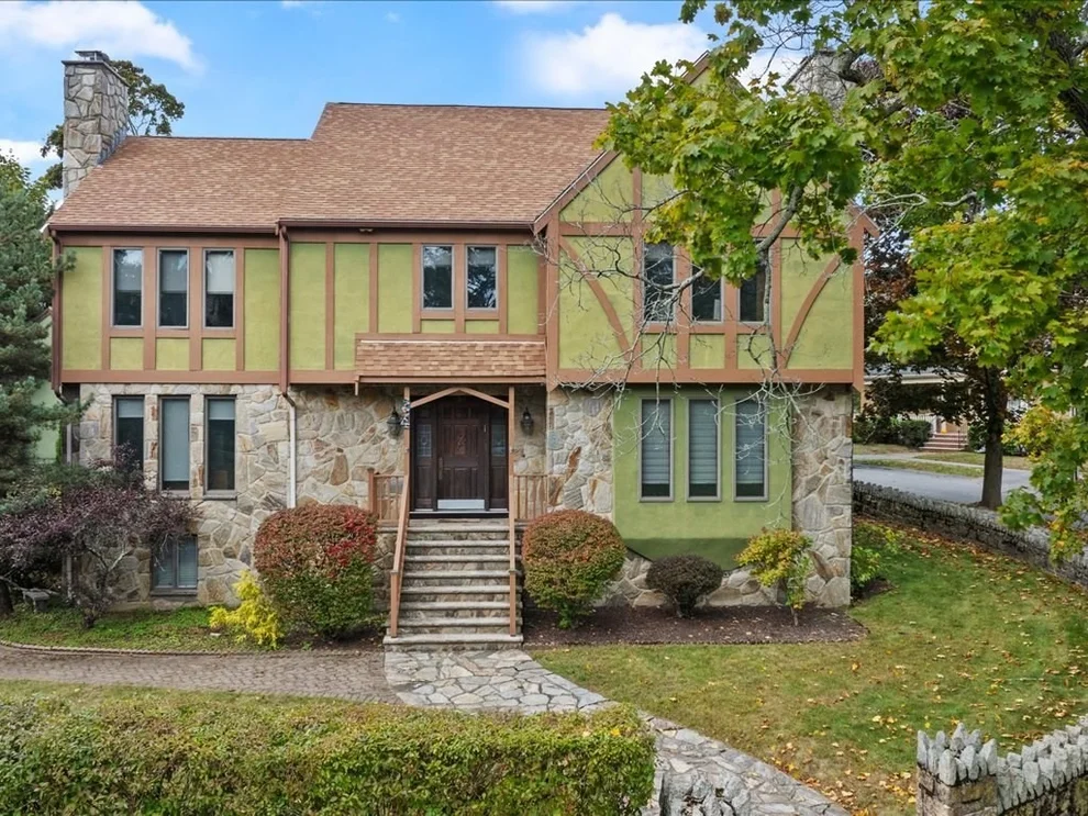 Unit for sale at 34 Walker Road, Swampscott, MA 01907