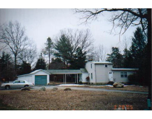 Unit for sale at 5 Alex Lane, Foxboro, MA 02035