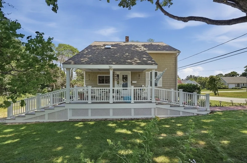 Unit for sale at 61 Houlton Street, Swansea, MA 02777