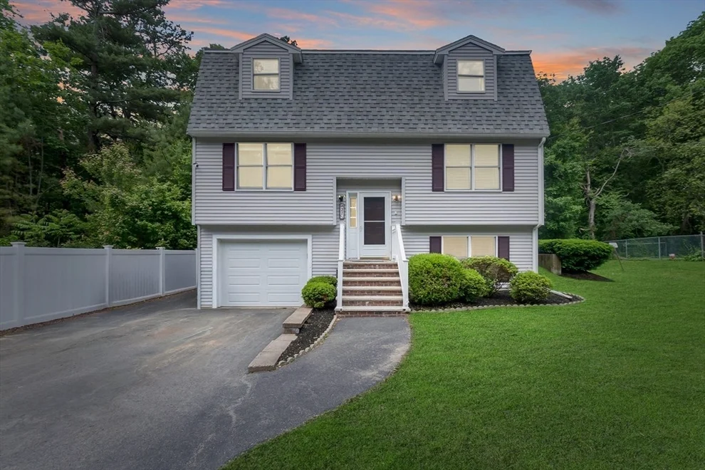 Unit for sale at 27 Harnden Rd, Billerica, MA 01821