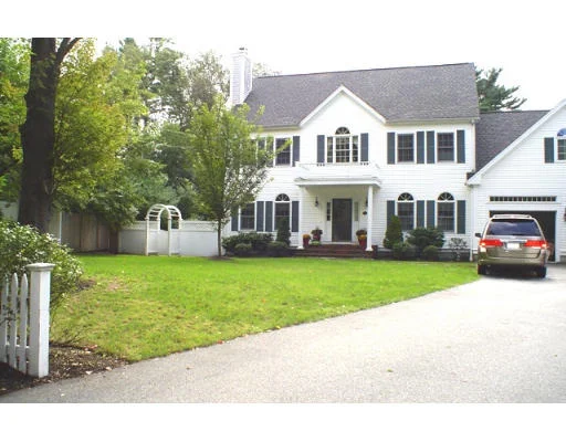 Unit for sale at 12 Old Pasture Road, Cohasset, MA 02025