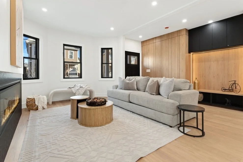 Unit for sale at 10 Bartlett St, Somerville, MA 02145