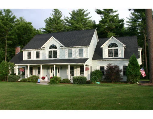 Unit for sale at 14 Creek Drive, Norfolk, MA 02056