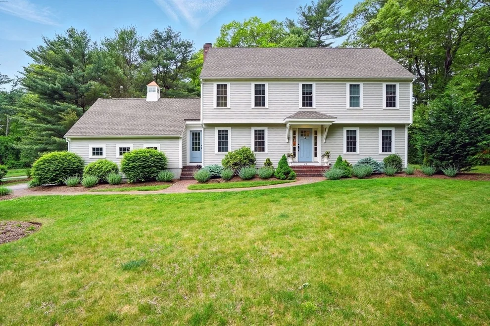 Unit for sale at 20 Stoney Brook Cir, Duxbury, MA 02332