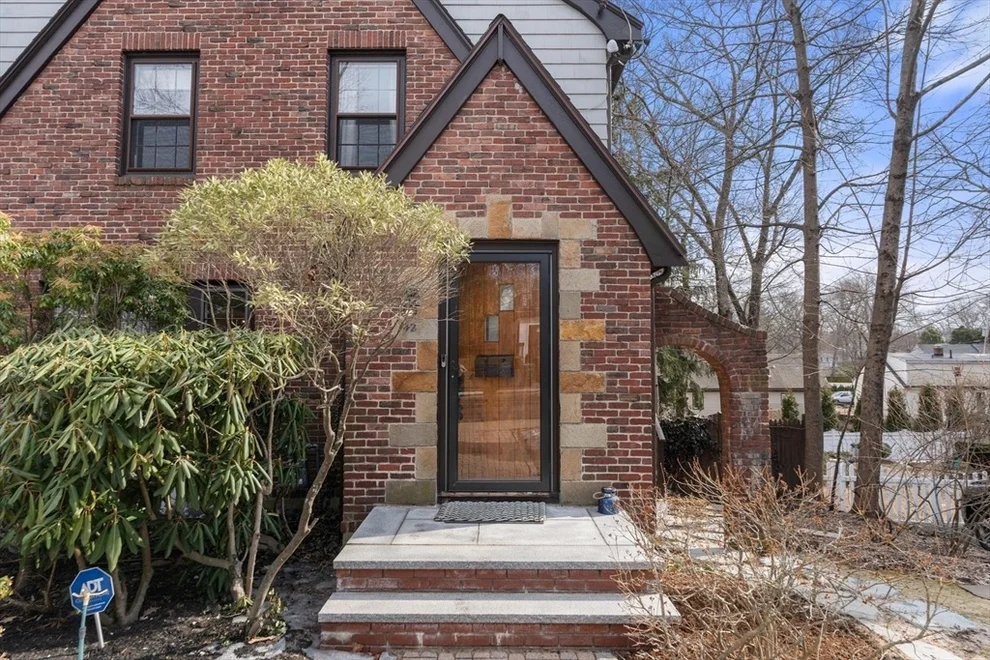 Unit for sale at 42 Alexander Rd, Newton, MA 02461
