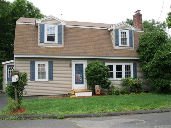 Unit for sale at 4 S Hillside St, Stoneham, MA 02180