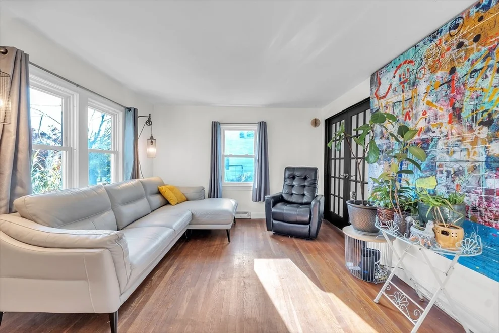 Unit for sale at 5 Birch Hill Rd, Worcester, MA 01606