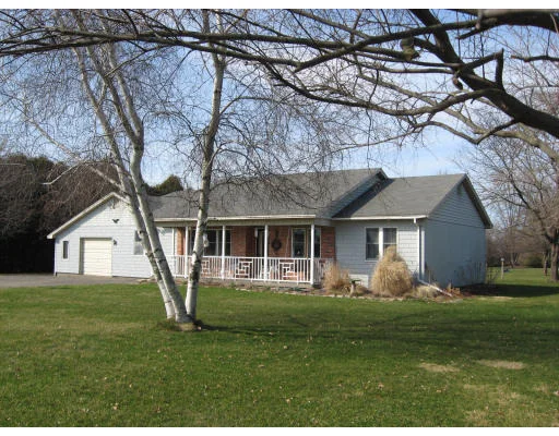 Unit for sale at 52 Kulessa Cross Road, Sunderland, MA 01375