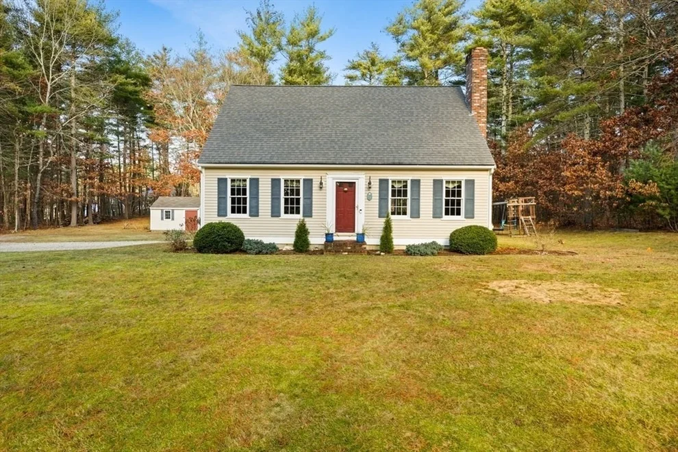 Unit for sale at 74 Higgins Rd, Kingston, MA 02364