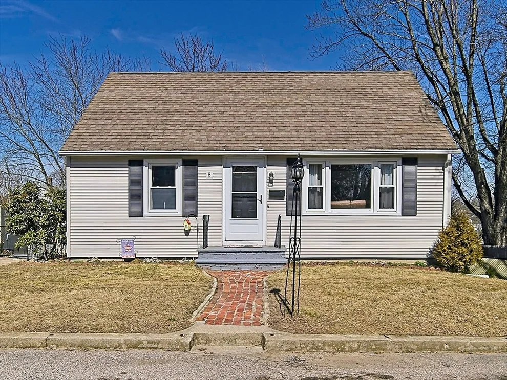 Unit for sale at 8 Bassett, Coventry, RI 02816