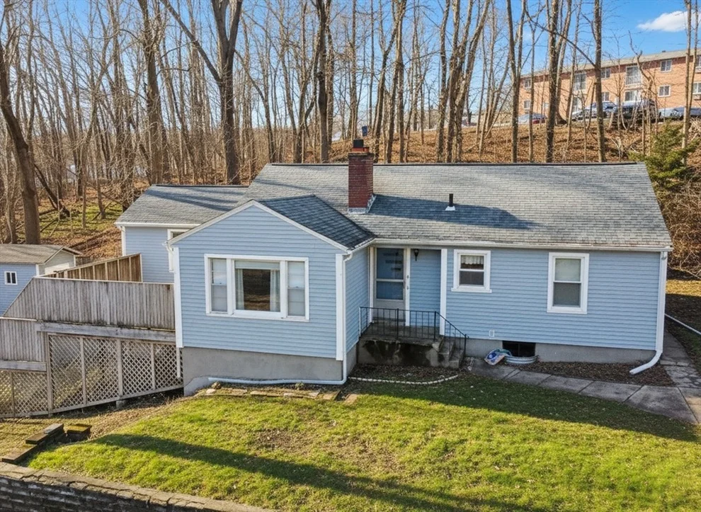 Unit for sale at 6 Roald St, Worcester, MA 01605