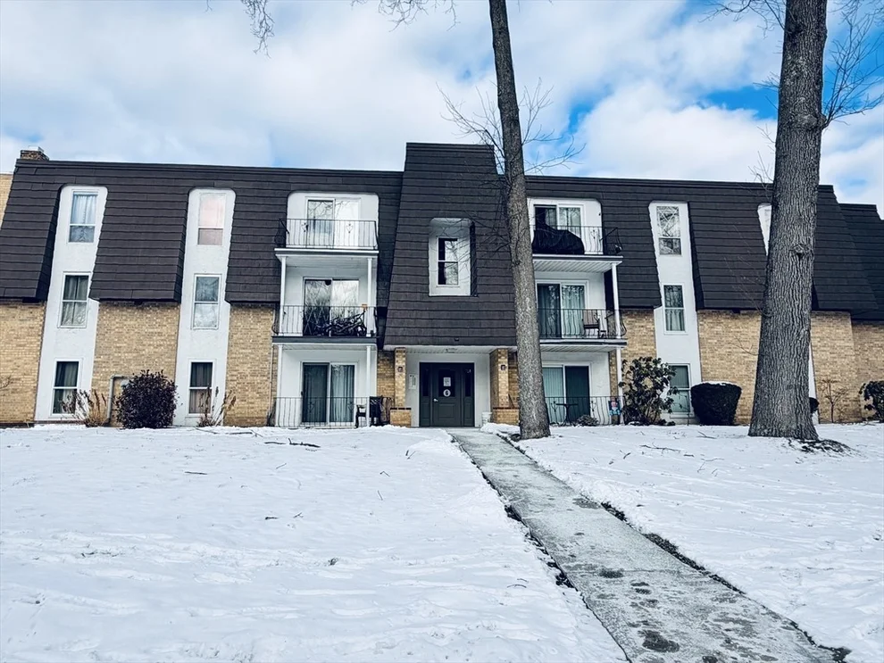 Unit for sale at 8 Shadowbrook Ln, Milford, MA 01757