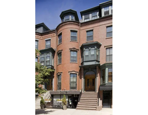 Unit for sale at 673 Tremont St, Boston, MA 02118