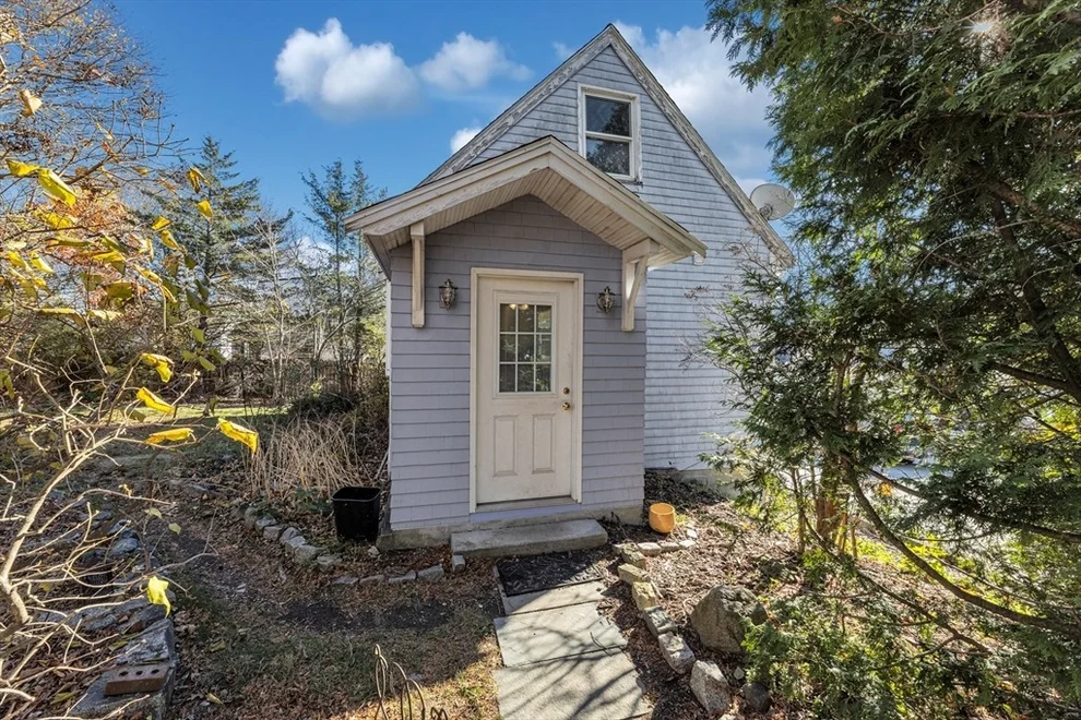 Unit for sale at 67 Hautevale St, Boston, MA 02131