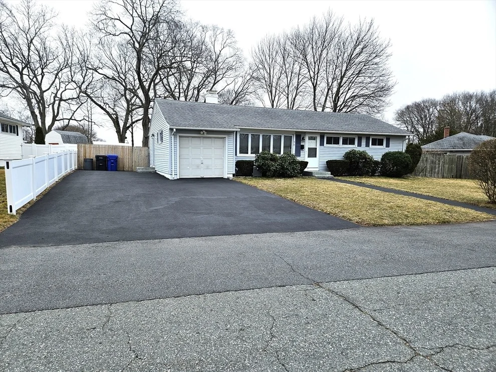 Unit for sale at 50 Riley Drive, East Providence, RI 02915