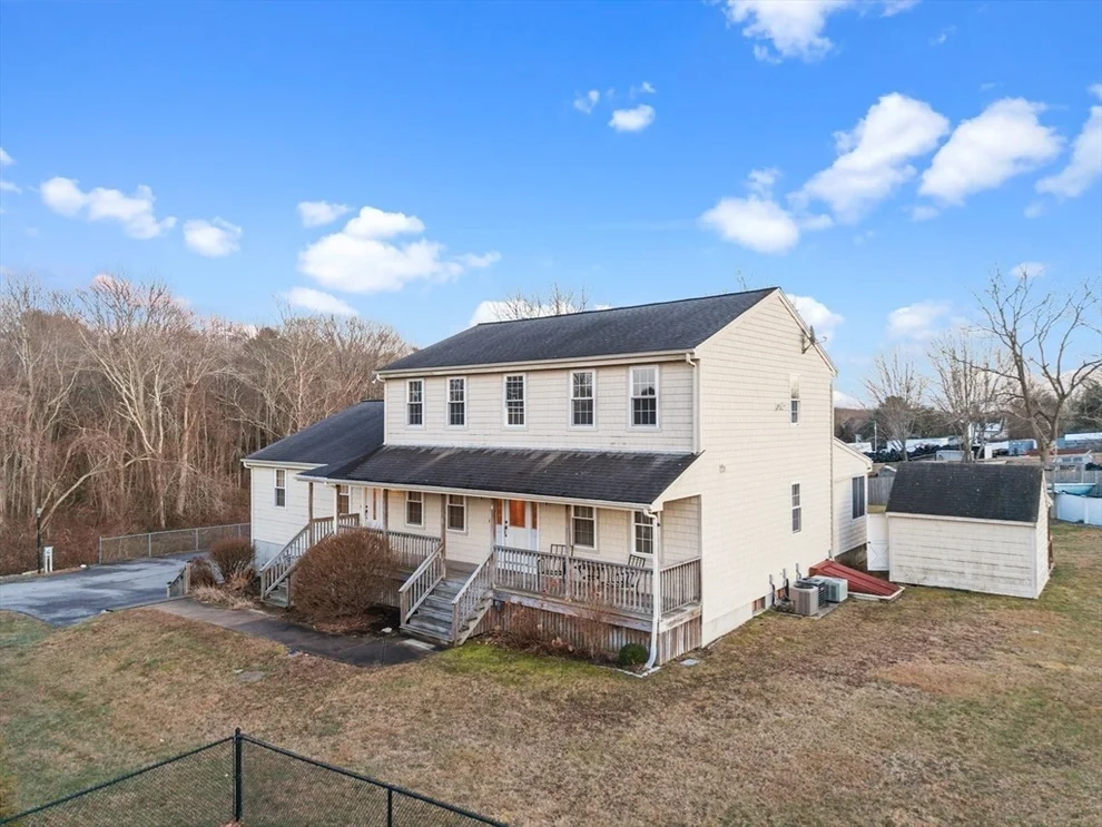 Unit for sale at 7 Deerfield Ln, Fairhaven, MA 02719