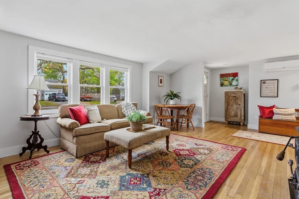 Unit for sale at 120 Chestnut St, Barnstable, MA 02601