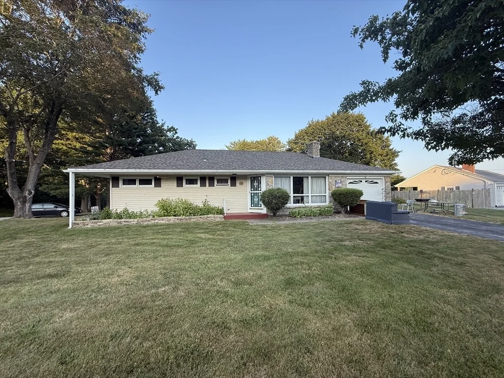 Unit for sale at 58 Lakeview Ave, Dudley, MA 01571