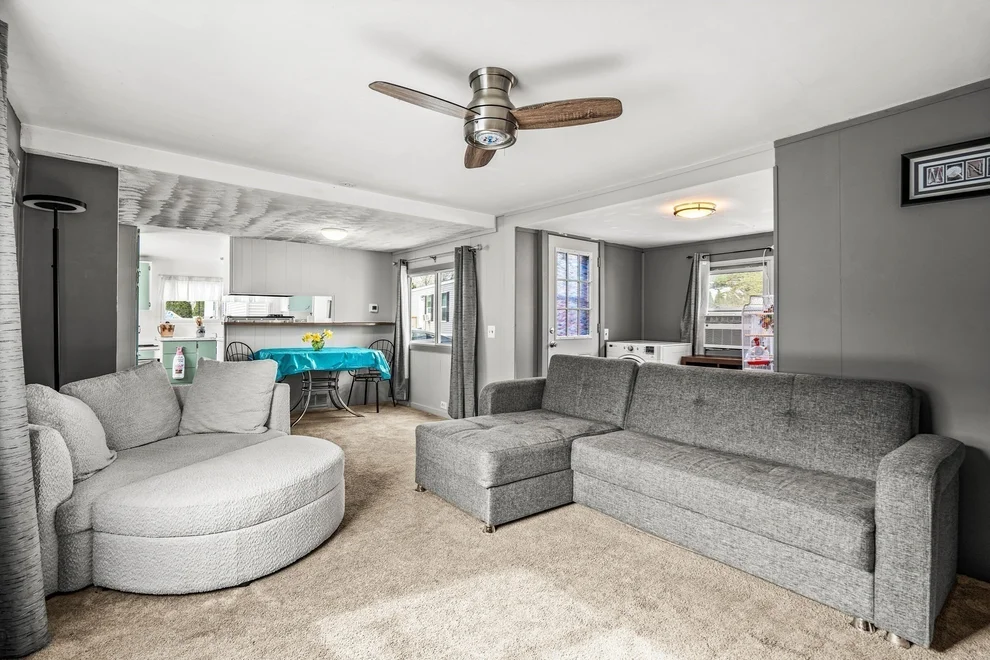Unit for sale at 200 North St, Danvers, MA 01923