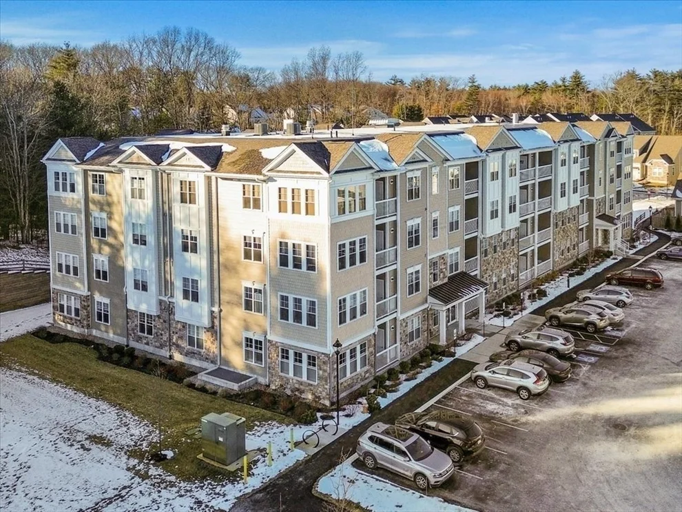 Unit for sale at 401 Emery Ln, Sudbury, MA 01776