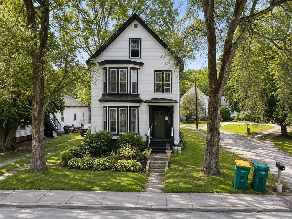 Photo of 67 Main Street, Pepperell, MA 01463