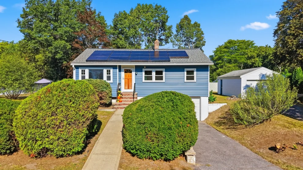 Unit for sale at 44 Memorial Dr, Methuen, MA 01844