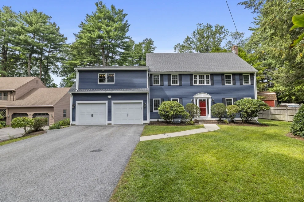 Unit for sale at 32 Parkvale Rd, Needham, MA 02492