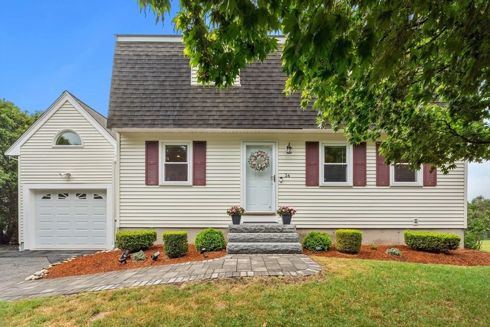 Unit for sale at 34 Geana Ln, Lowell, MA 01852