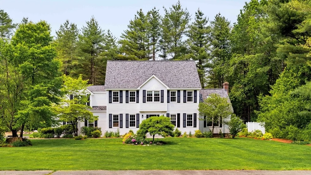 Unit for sale at 144 Meadow Lane, Boxborough, MA 01719