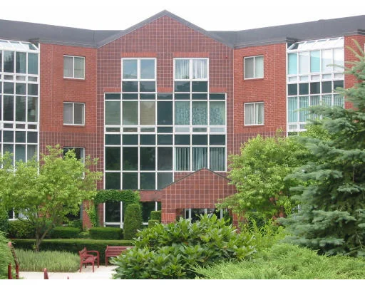 Unit for sale at 330 Place Lane, Woburn, MA 01801