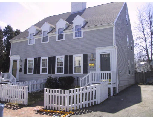 Unit for sale at 19B Congress Street, Newburyport, MA 01950