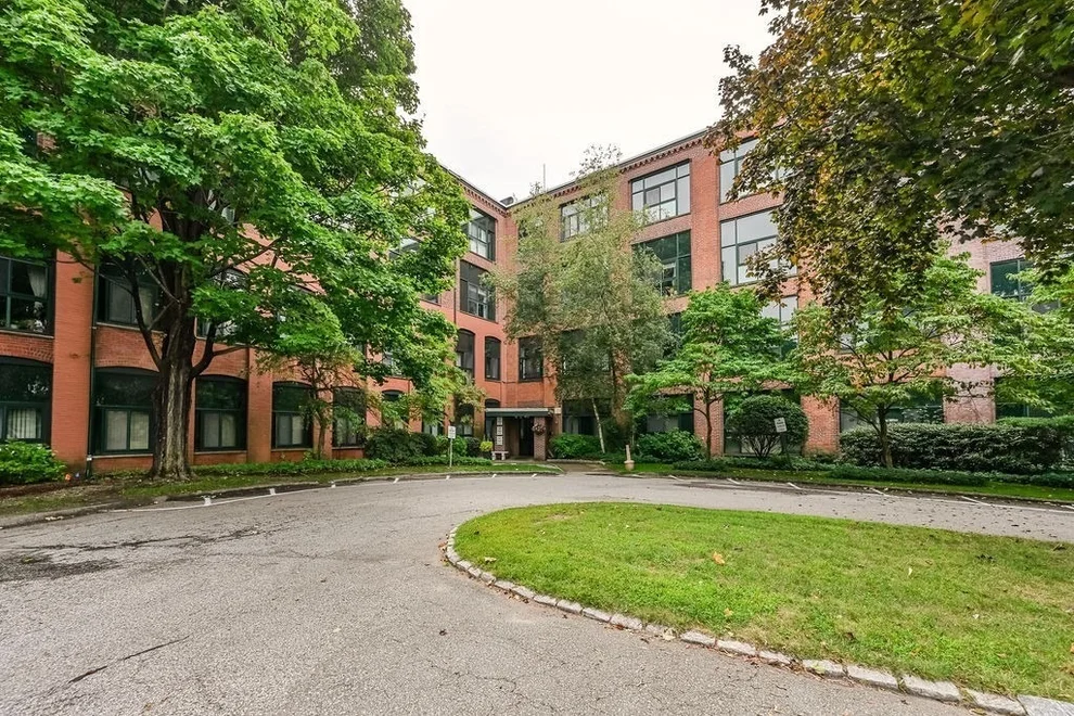 Unit for sale at 150 Rumford Ave, Mansfield, MA 02048