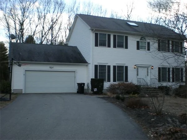 Unit for sale at 7 Eaton Pines Ln, Framingham, MA 01701