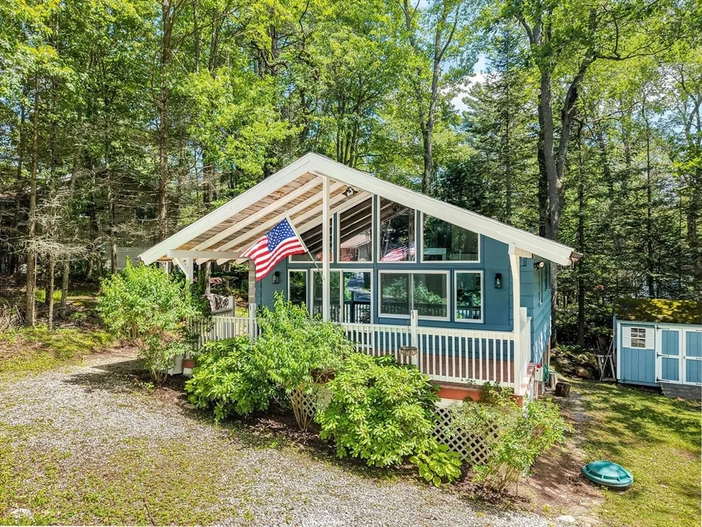 Unit for sale at 17 Hemlock Ln, Hinsdale, MA 01235