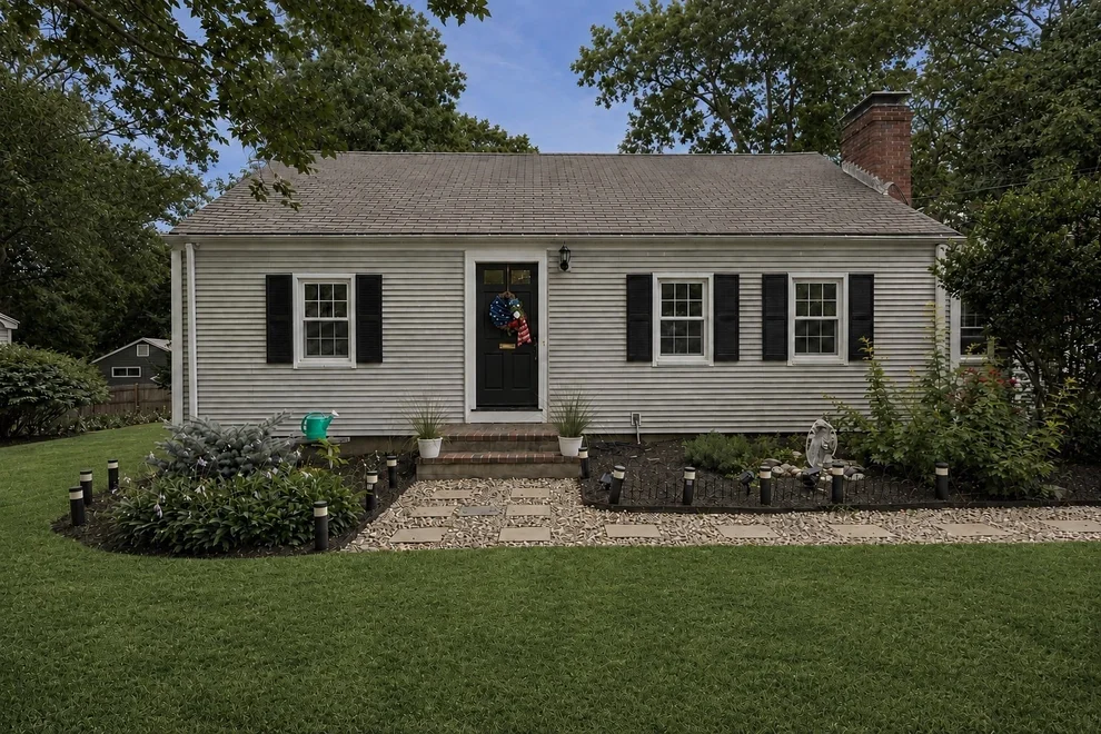 Unit for sale at 25 Moynihan, Hamilton, MA 01982