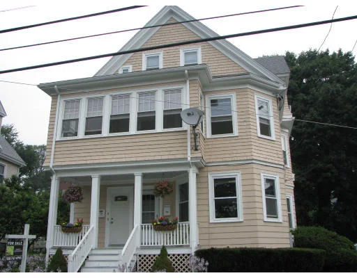 Unit for sale at 174 Glendale Rd, Quincy, MA 02169