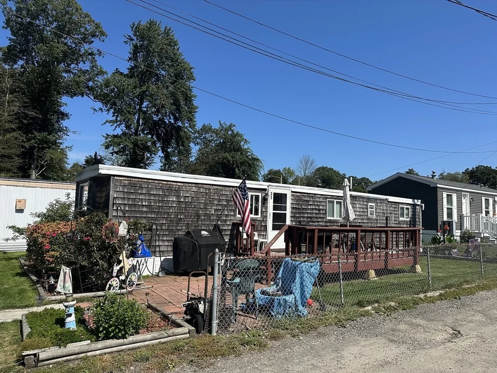 Unit for sale at 1540 Broadway, Raynham, MA 02767