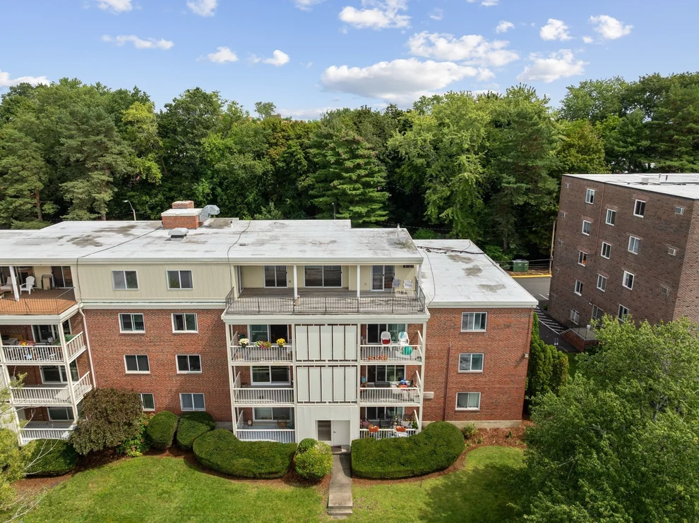 Unit for sale at 20 Hamilton Rd, Arlington, MA 02474
